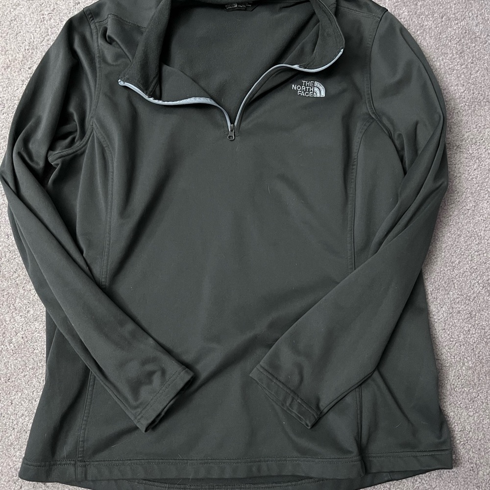 North face heavy weight long sleeve
